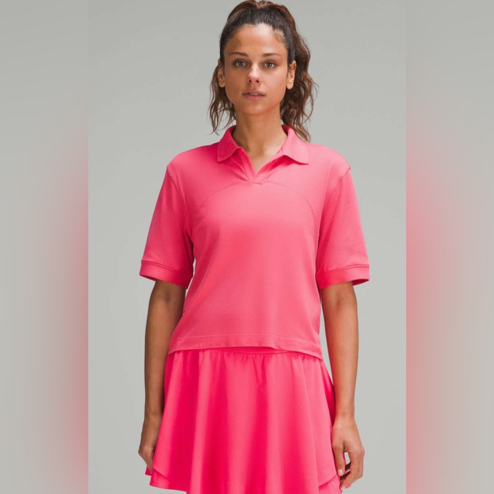 NWOT Lululemon Swiftly Tech Relaxed-Fit Polo Shirt
Lip Gloss / Lip Gloss…